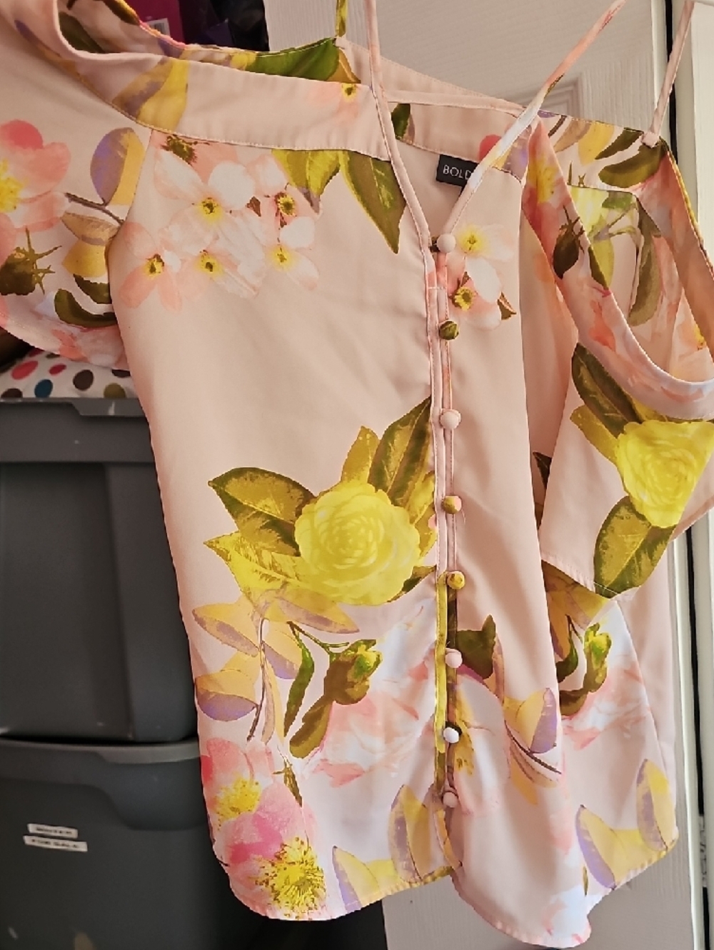 BOLD elements Pink Floral Cold-Shoulder Camisole - Picture 3 of 9